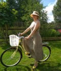 Rencontre Femme : Елена, 62 ans à Russie  Санкт-Петербург